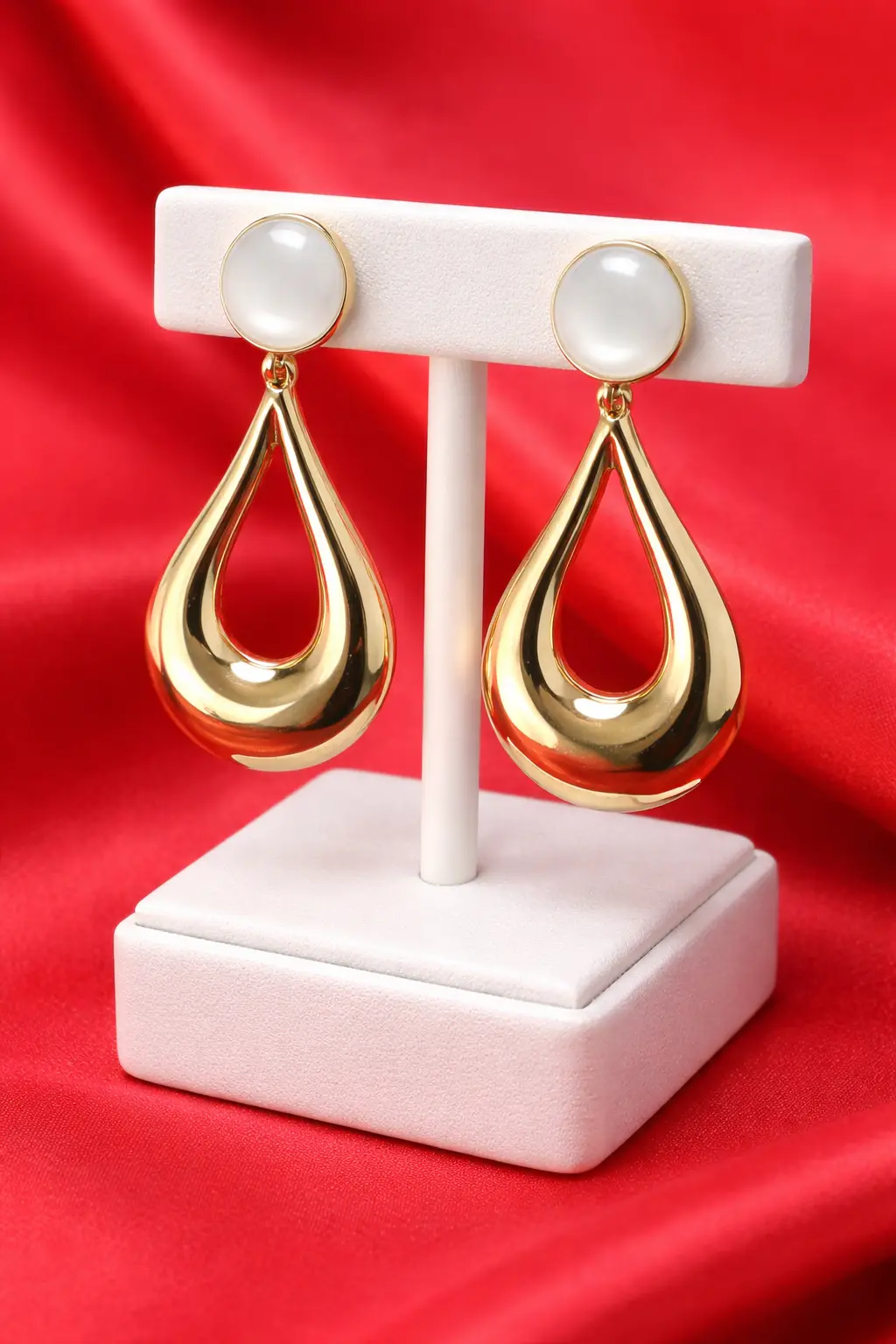 Stylish Gold Teardrop Pearl Drop Earrings for Women | Push Back Designer Statement Earrings